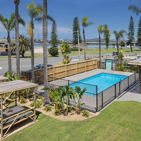 South Pacific Palms Motor Inn Тънкъри Екстериор снимка